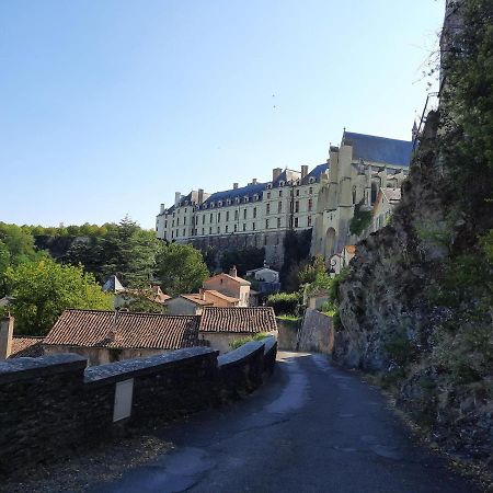 *Appartement Au Bout Du Monde Thouars* Exterior foto
